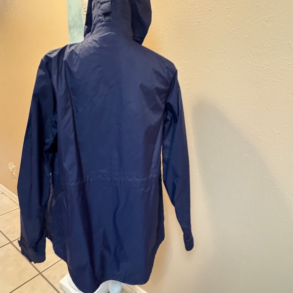 Under Armour Gray and Cream Jacket - Picture 5 of 5